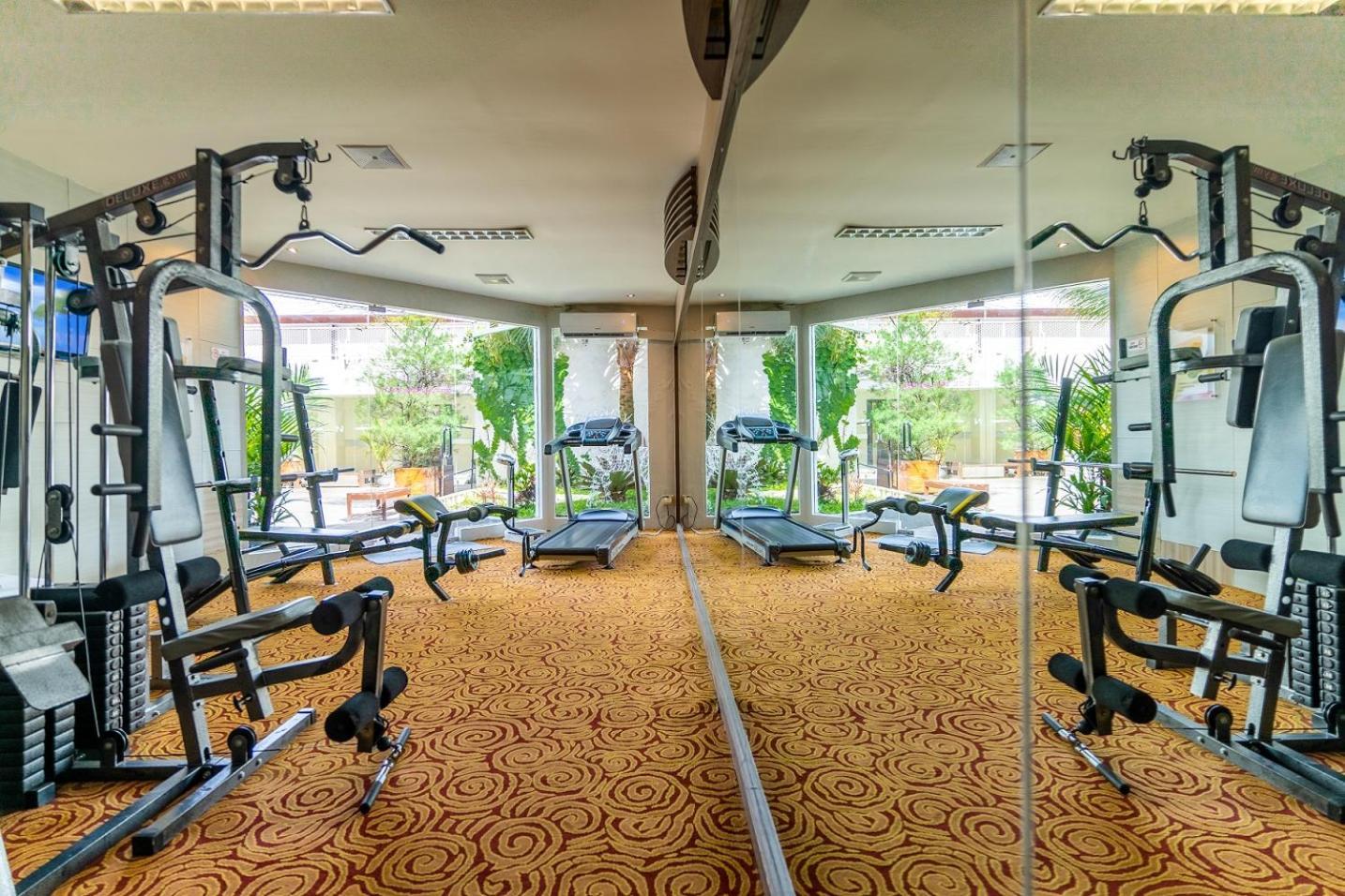 Swiss-Belinn Malang Exteriör bild