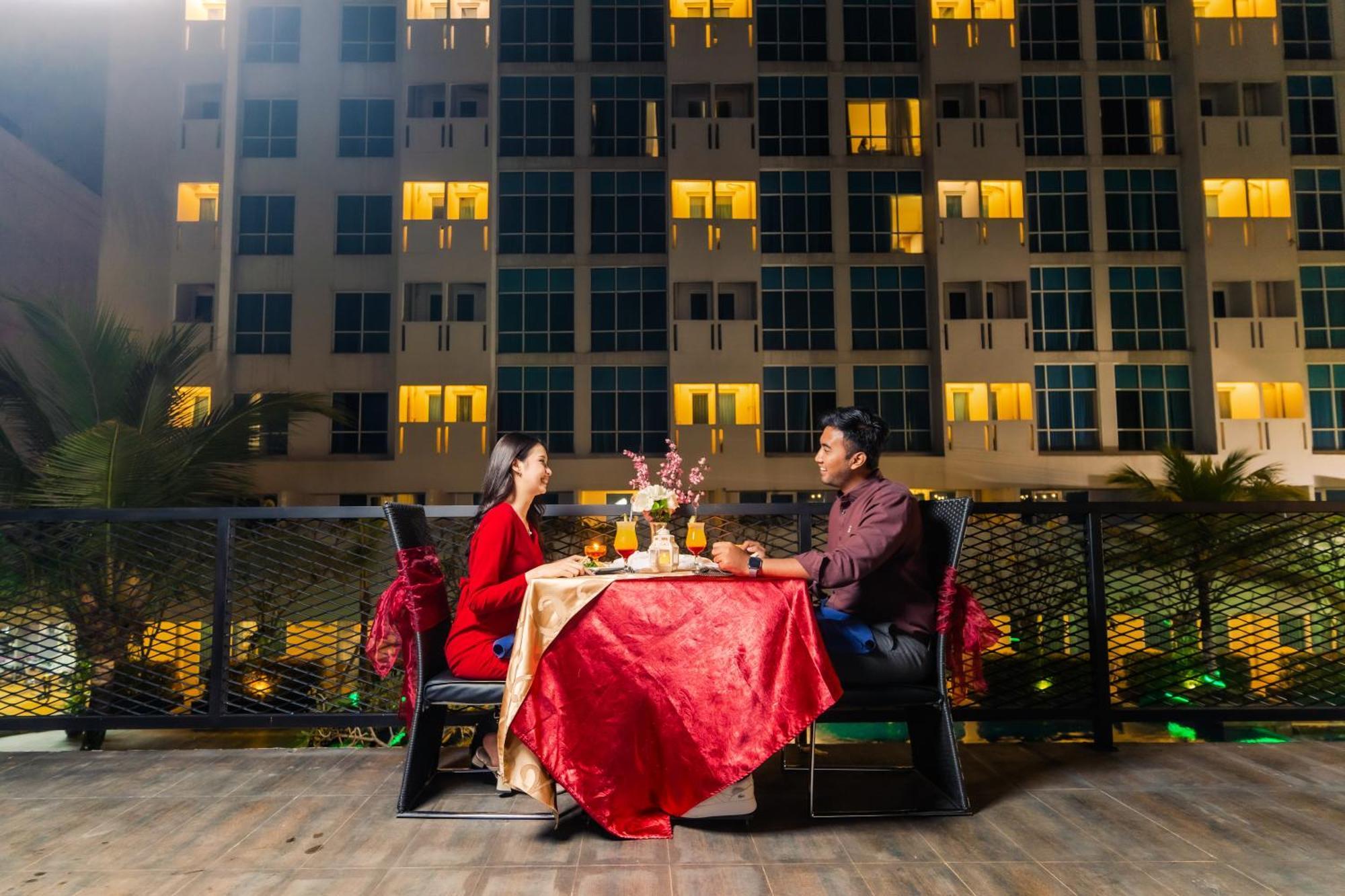 Swiss-Belinn Malang Exteriör bild