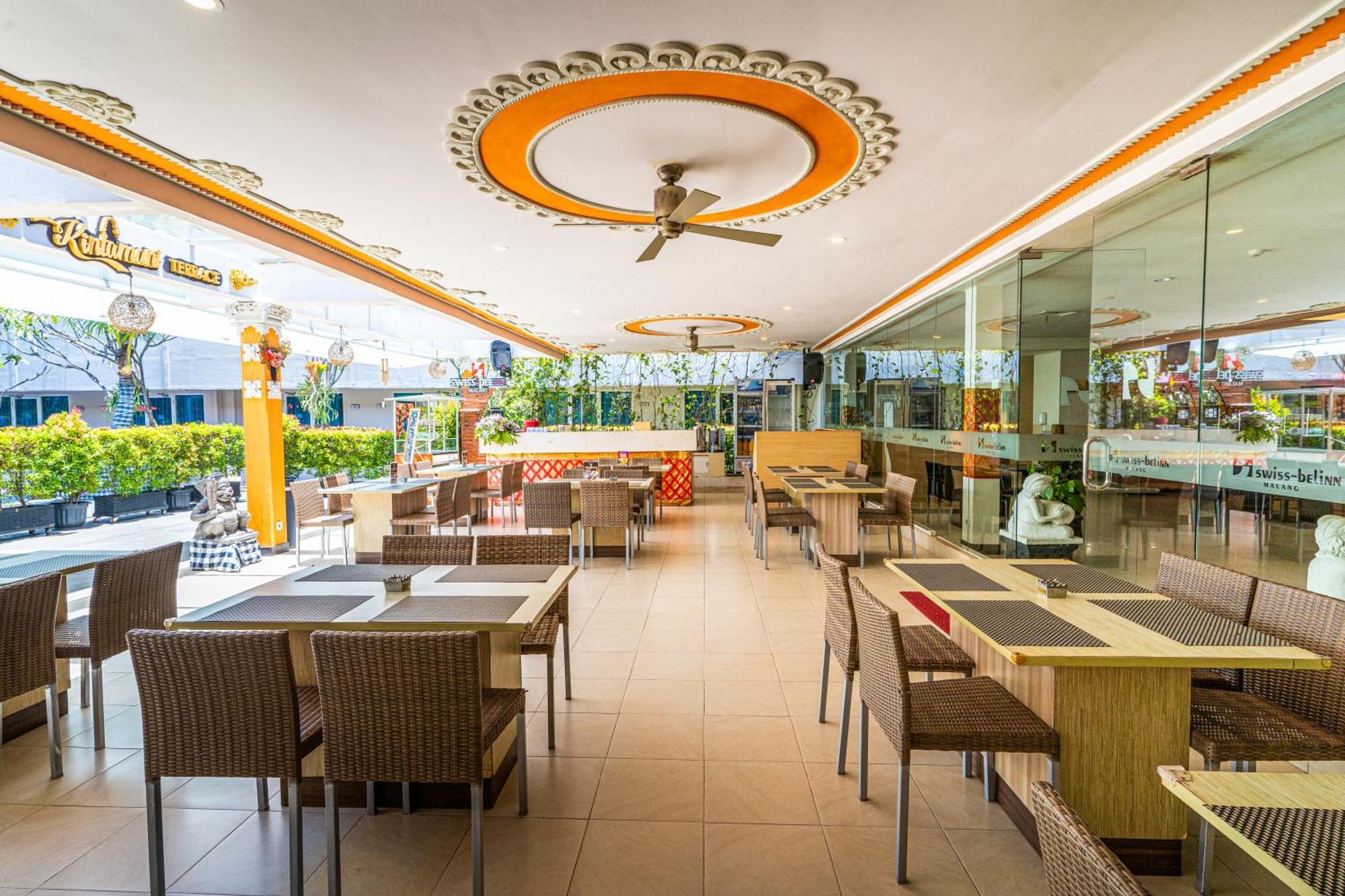 Swiss-Belinn Malang Exteriör bild